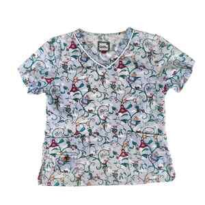 Mary Englebreit Womens Size M Scrub Top Nursery Rhymes Clouds Vines Blue